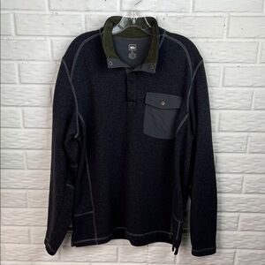 REI FLEECE PULLOVER QUARTER BUTTON UP FRONT POCKET DARK GRAY GREEN COLOR MENS LG